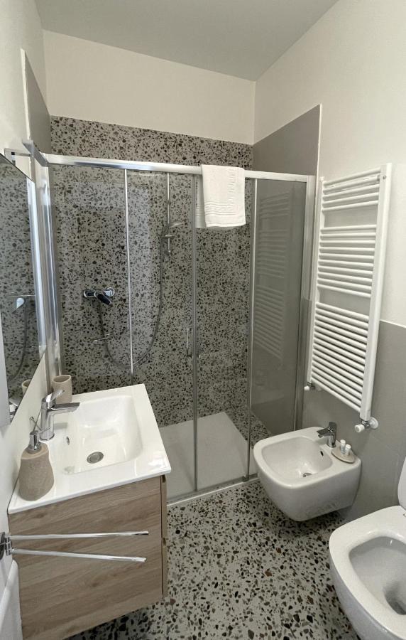 Santa Vincenza - Suite Indipendente Lovere Extérieur photo