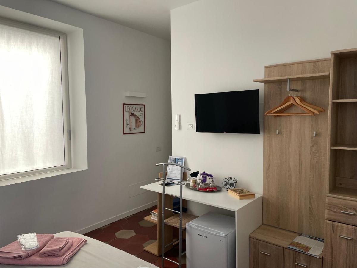 Santa Vincenza - Suite Indipendente Lovere Extérieur photo