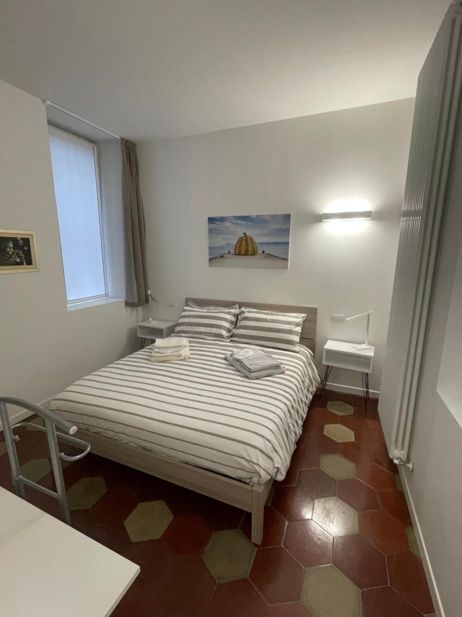 Santa Vincenza - Suite Indipendente Lovere Extérieur photo